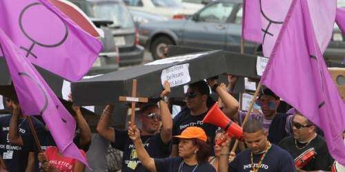 Denuncian desaparición de servicios para víctimas de agresión sexual