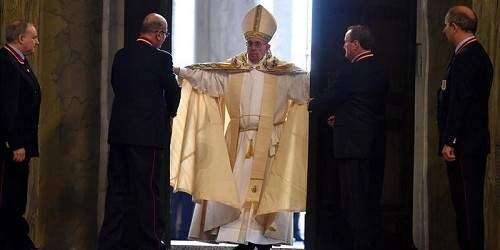 El Papa inaugura el Jubileo de la Misericordia