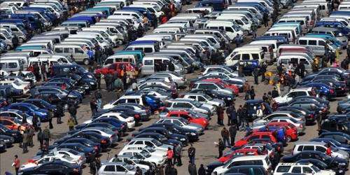 China supera a EE.UU. como mayor mercado de carros eléctricos