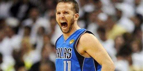 Barea y Mavericks dejan a Warriors con segunda derrota