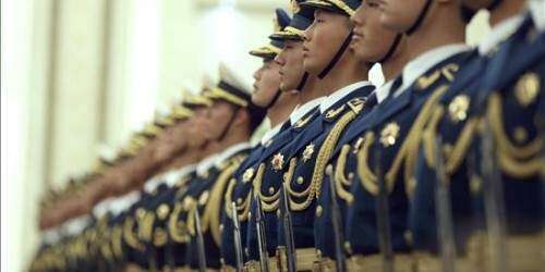 China ordena a empresas estatales que contraten soldados retirados