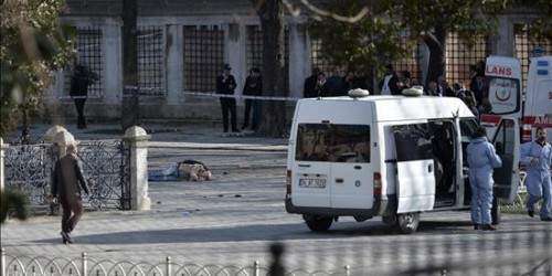 Al menos 10 muertos en atentado en el centro turístico de Estambul