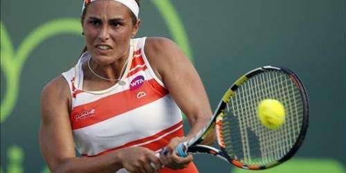 Puig pasa a cuartos de final