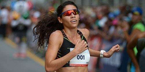 Beverly Ramos mejora su marca al ganar el San Blas