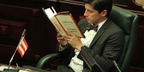 Presentan medidas para ‘empatar la pelea’ por los endosos