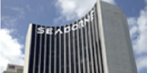 Cambia imagen de emblemático edificio en la Milla de Oro