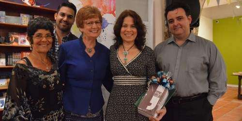 Se otorgan Premios de Literatura del ICP