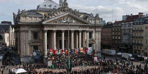 Suben a 35 las víctimas en Bruselas