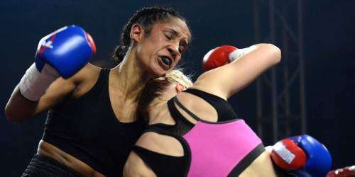 El ‘Real Deal’ Serrano gana en suelo boricua por nocaut (galería)