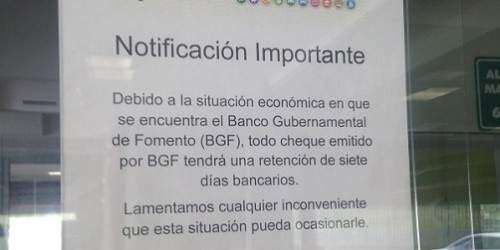 Bancos privados toman medidas por problemas en BGF, y los clientes sufren