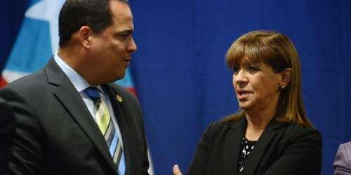 Senadores del PNP endosan a Hillary Clinton