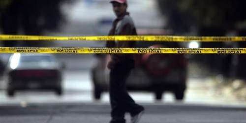 Hombre golpea y dispara a mujer en Toa Baja