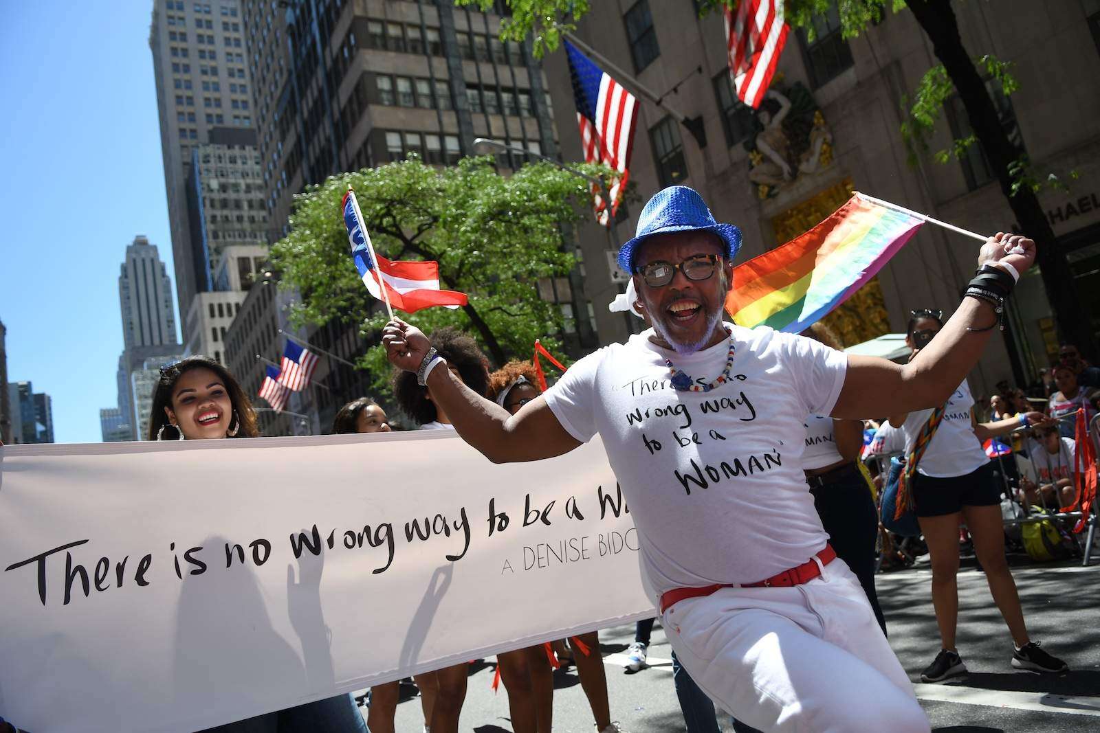 Tras atentado, critican el fundamentalismo antigay en parada boricua de N.Y
