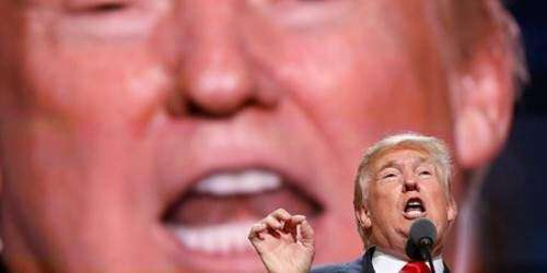 Trump le pide a Rusia encontrar los correos electrónicos perdidos de Clinto