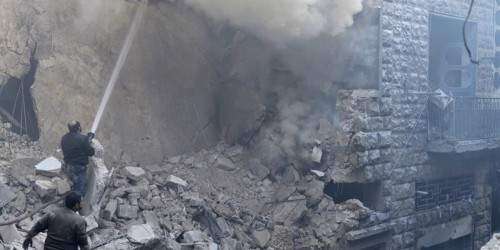 Mueren 50 civiles en bombardeos del régimen y de los rebeldes en Siria