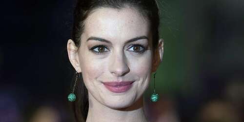 Rihanna y Anne Hathaway formarán parte de ‘Ocean’s Eight’