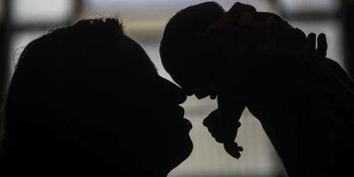 Confirman muerte de bebé en Texas por microcefalia asociada al zika