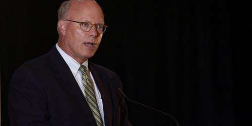 Rosselló le disputa la teoría a uno de los autores de PROMESA