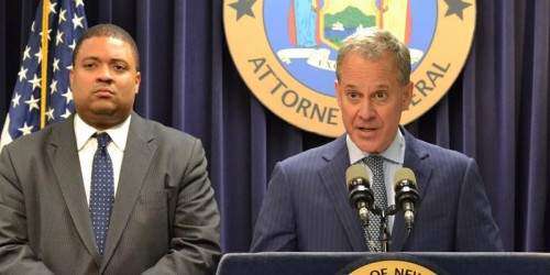 Acusan a policía por la muerte de un afroamericano en Nueva York