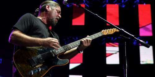 Fiel a la Vega hace retumbar el Choliseo (galería)