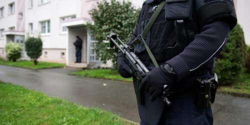 Policía alemana lanza operación ante posible ataque con explosivos