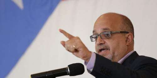 Bernabe reta a presidente de la Junta Fiscal (video)