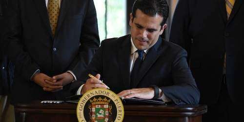Rosselló envía cartas para desmantelar Comisión Auditora de la deuda