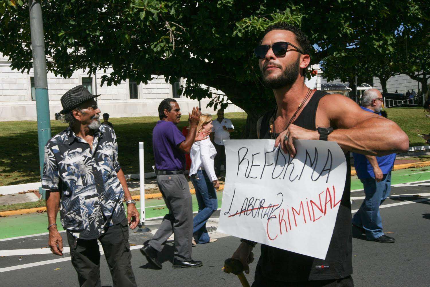 Sindicatos enfilan cañones contra el sector privado por la reforma laboral