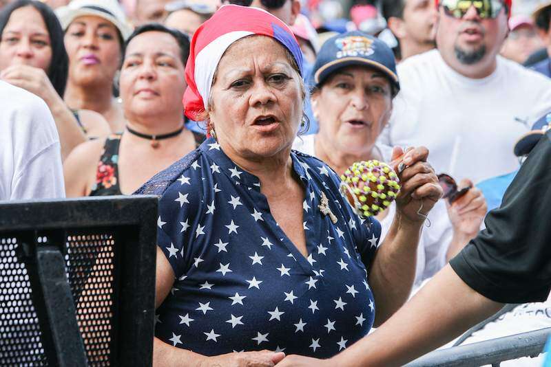 Retumba el Hiram Bithorn en el Día Nacional de la ‘Zalsa’ (galería)