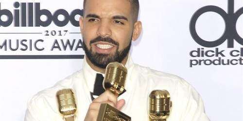 Drake conquista unos Billboard con protagonismo especial para Juan Gabriel