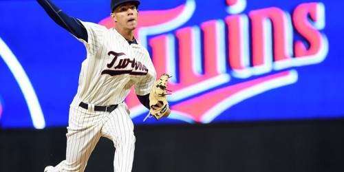Berríos conduce desde la lomita el triunfo de los Mellizos