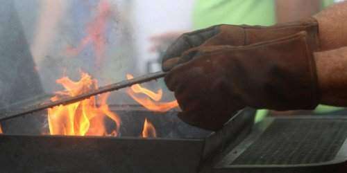 Cilindro de gas para BBQ explota en el Escambrón