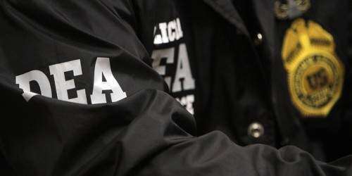 DEA y Salud unen esfuerzos contra las drogas