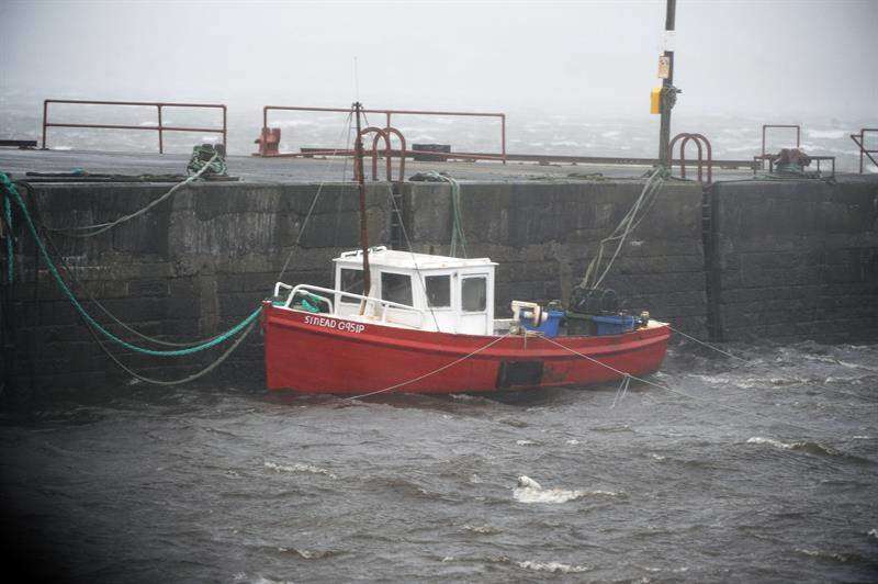 Ofelia llegará a Irlanda como huracán