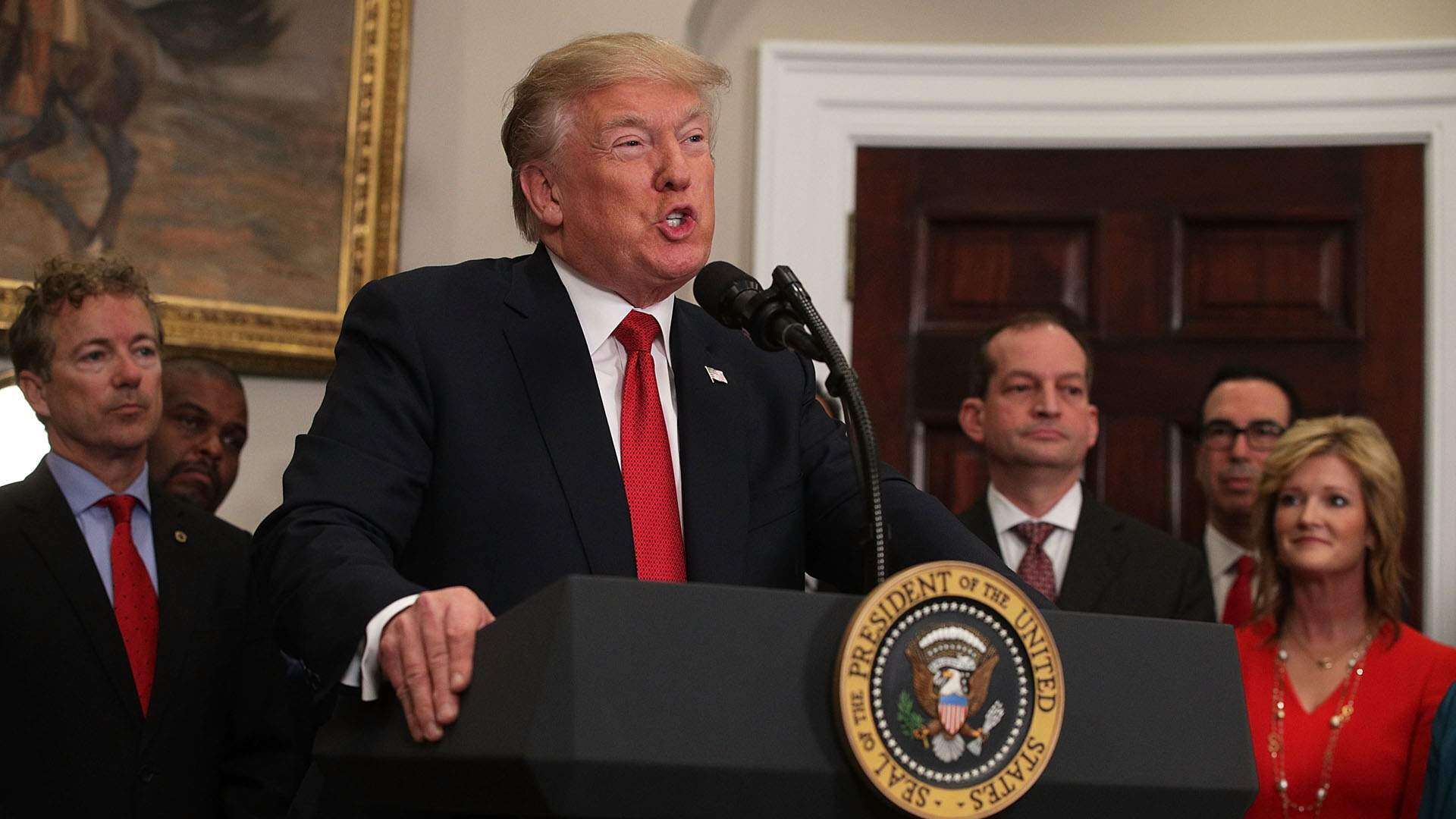 Trump amenaza con cancelar acuerdo nuclear