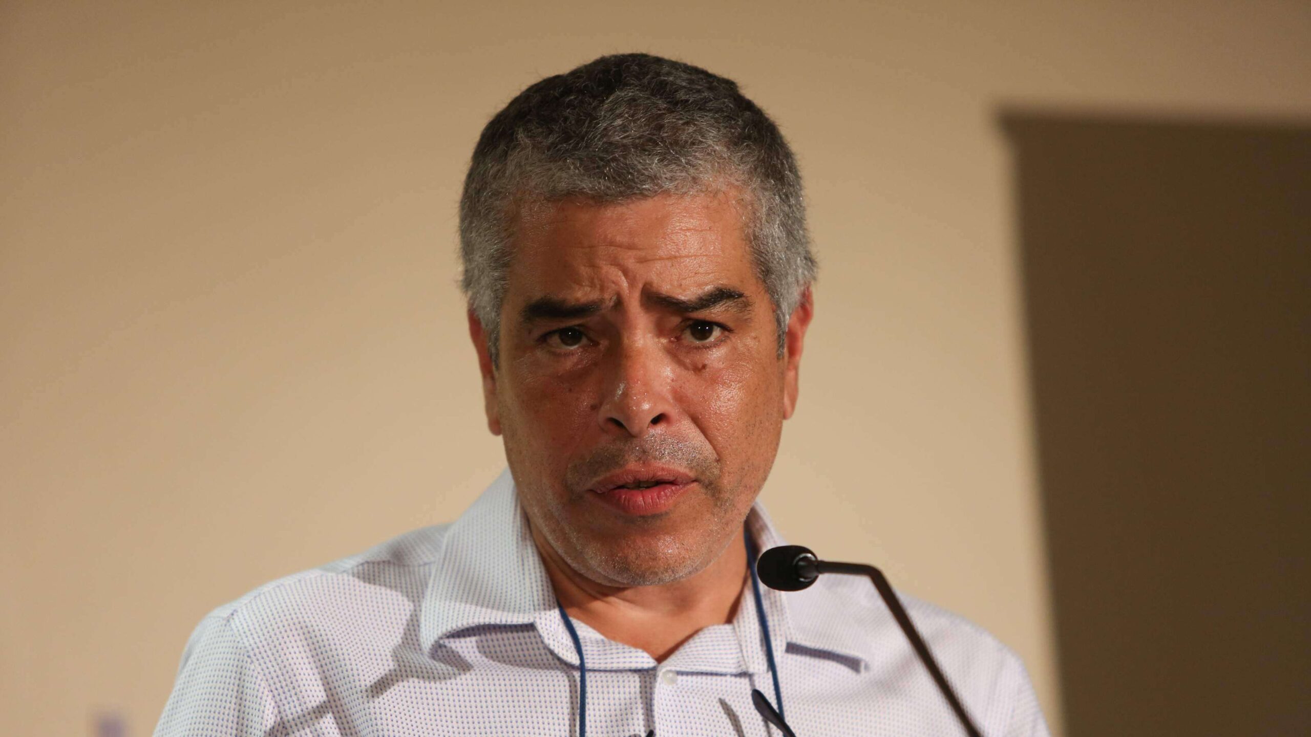 Lectores de la AEE visitarán residencias de abonados