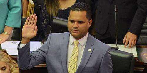 Gobernador ordena a Justicia investigar a legislador por caso de violencia