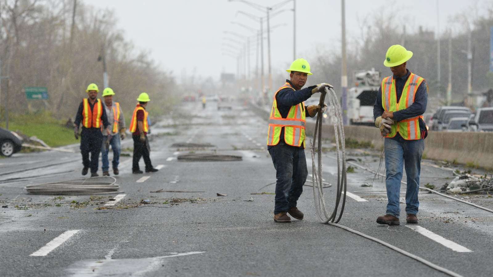 A cuatro meses de María más del 40% de la población sigue sin luz