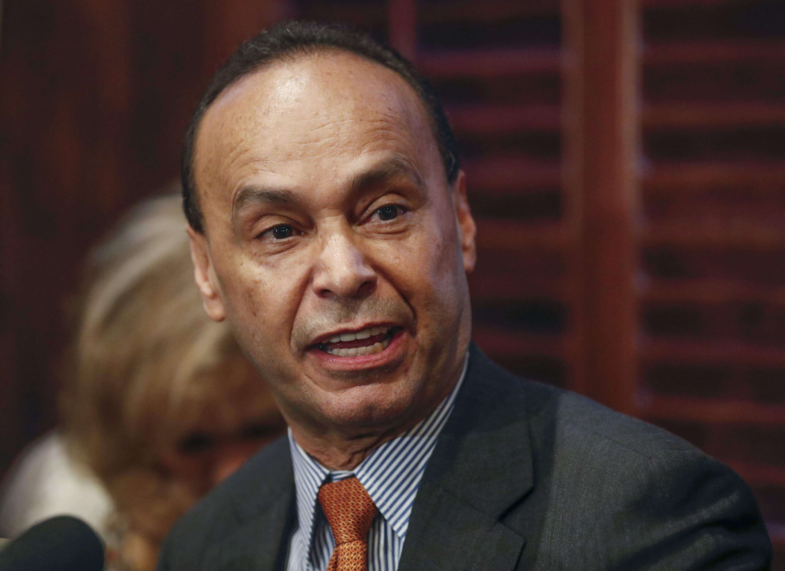 Gutiérrez alega que Trump no ve a los boricuas como ‘humanos iguales’