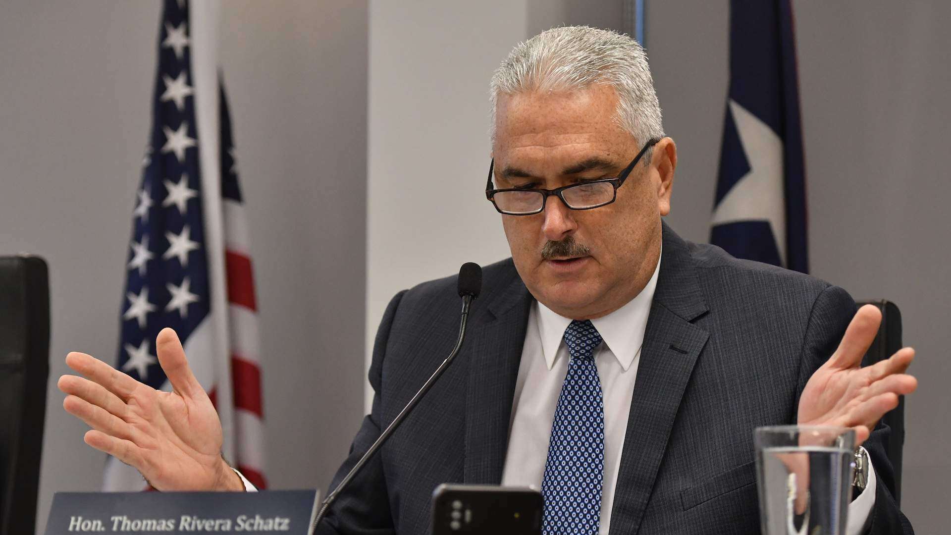 TRS se abochorna de Norma Burgos