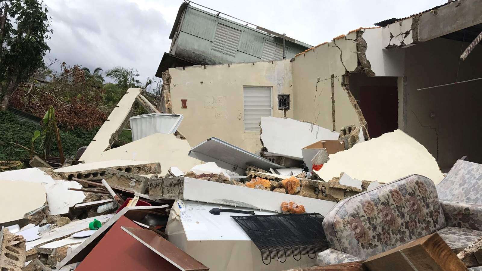 Ordenan a Vivienda cancelar contrato a allegado de Trump