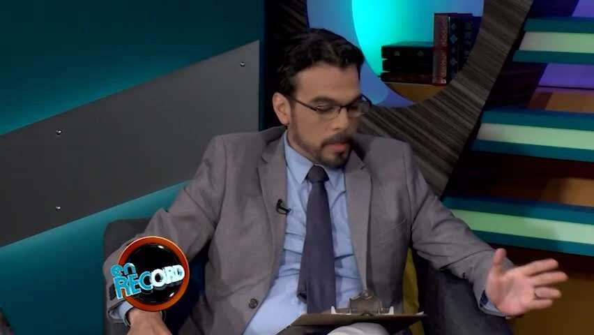 Pesquera afirma no tiene que justificar su salario