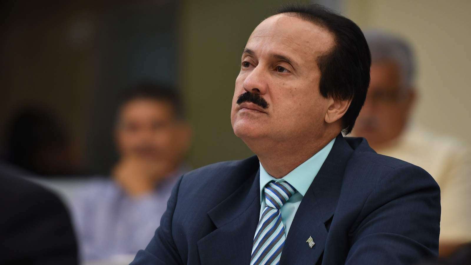 Mayagüez prohíbe a sus policías trabajar en barras y pubs