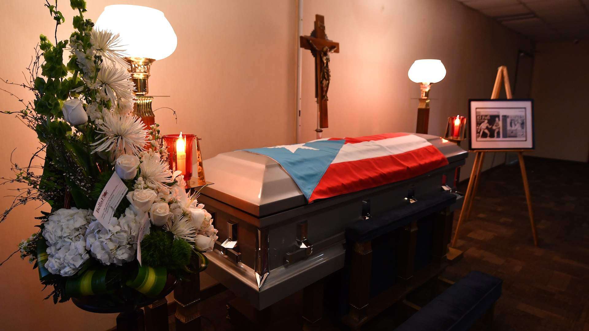Entre amigos, velan en Hato Rey a ‘Fufi’ Santori