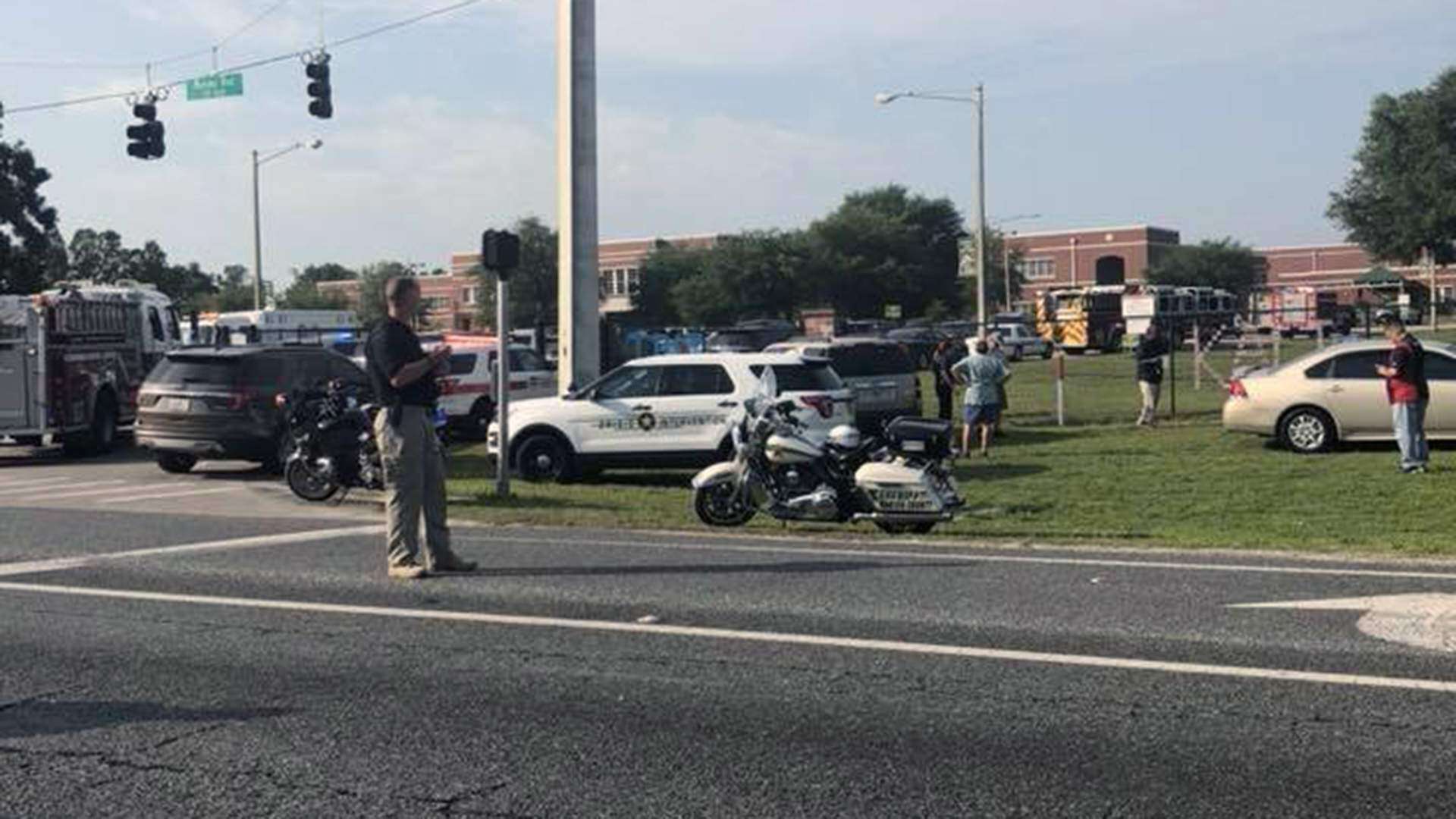 Estudiante hiere a otro de un disparo en escuela de Florida