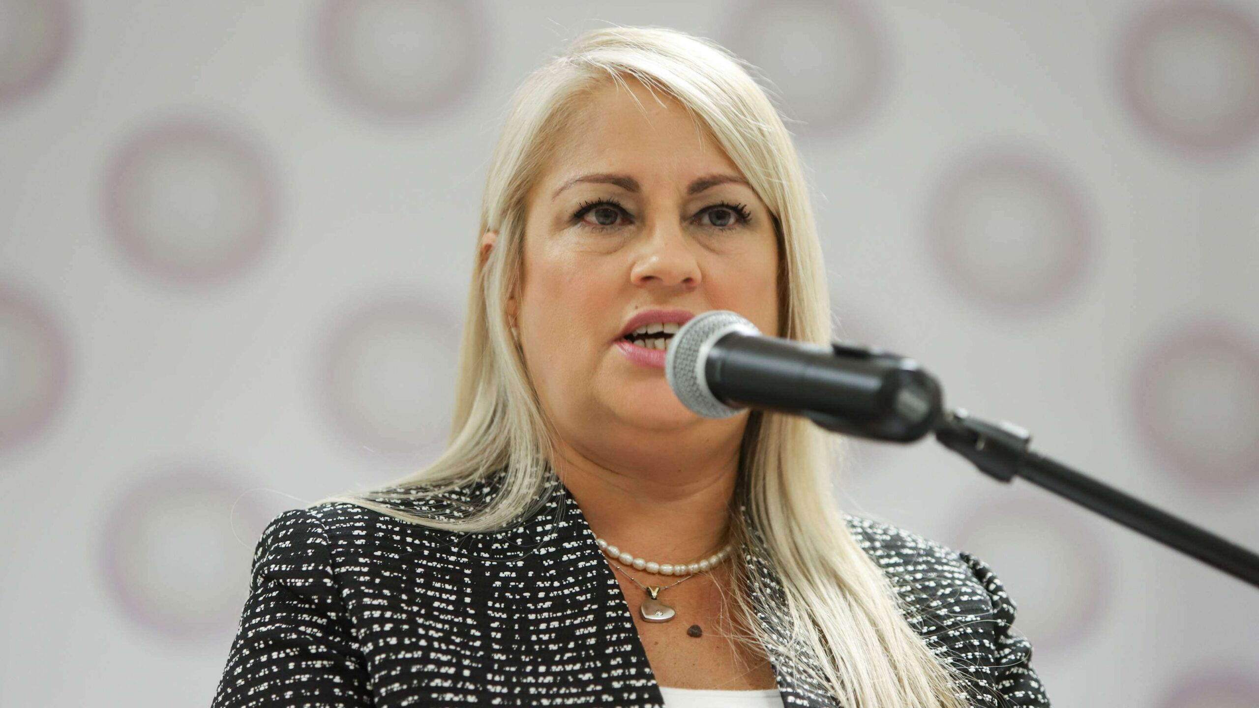 Termina investigación del chat de WhatsApp con referidos al FEI