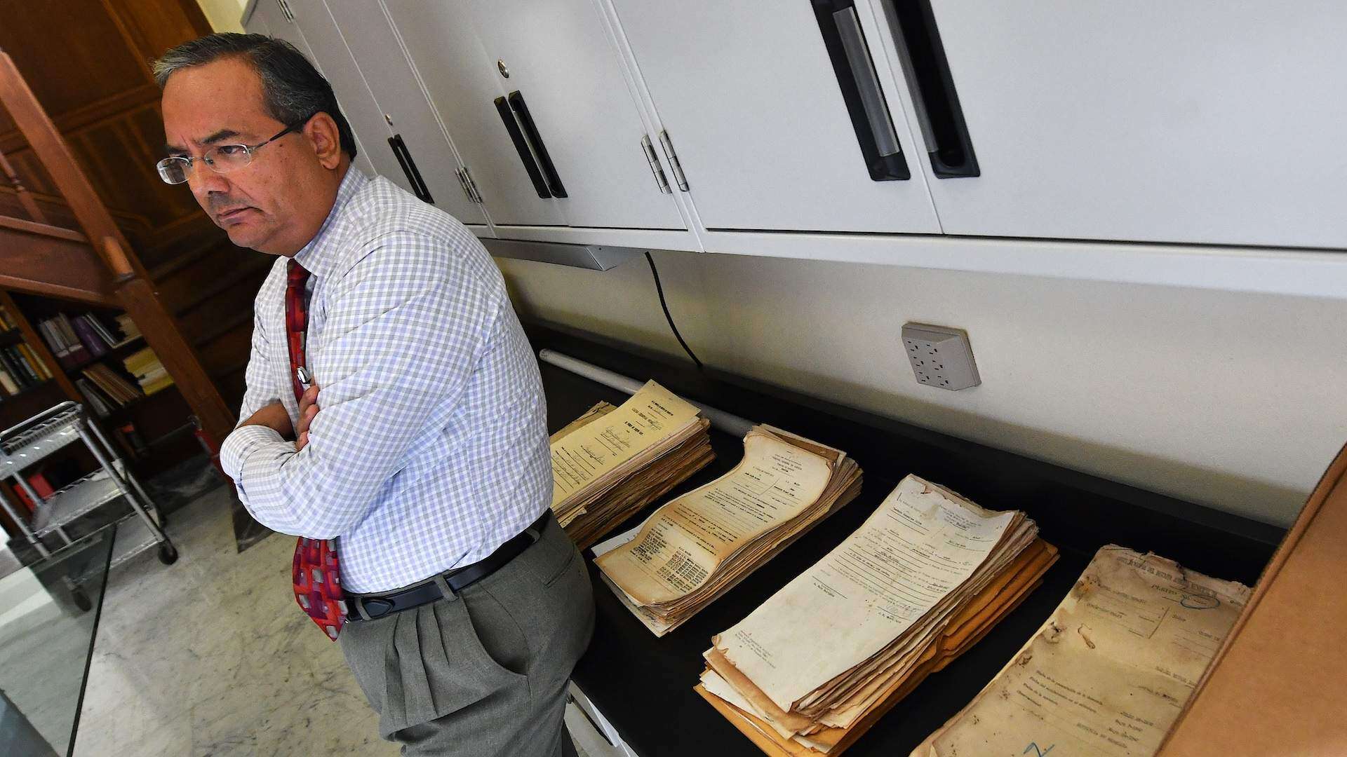 Archivero general teme destrucción ilegal de documentos públicos