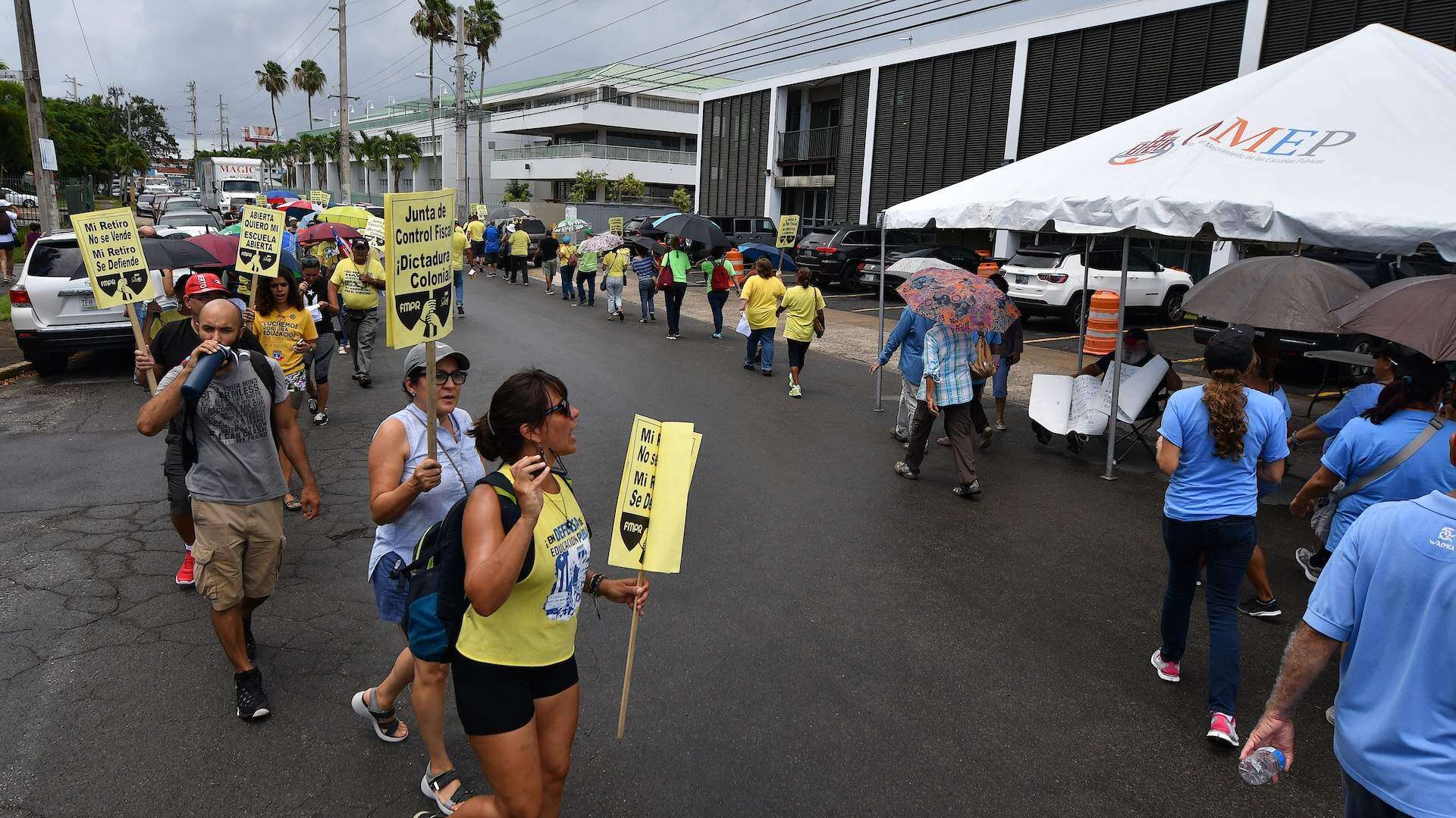 DE crea portal para maestros sin ubicación definida