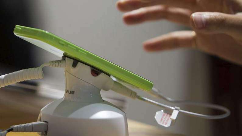 Se robó más de $1 millón manipulando servicio telefónico de un banco