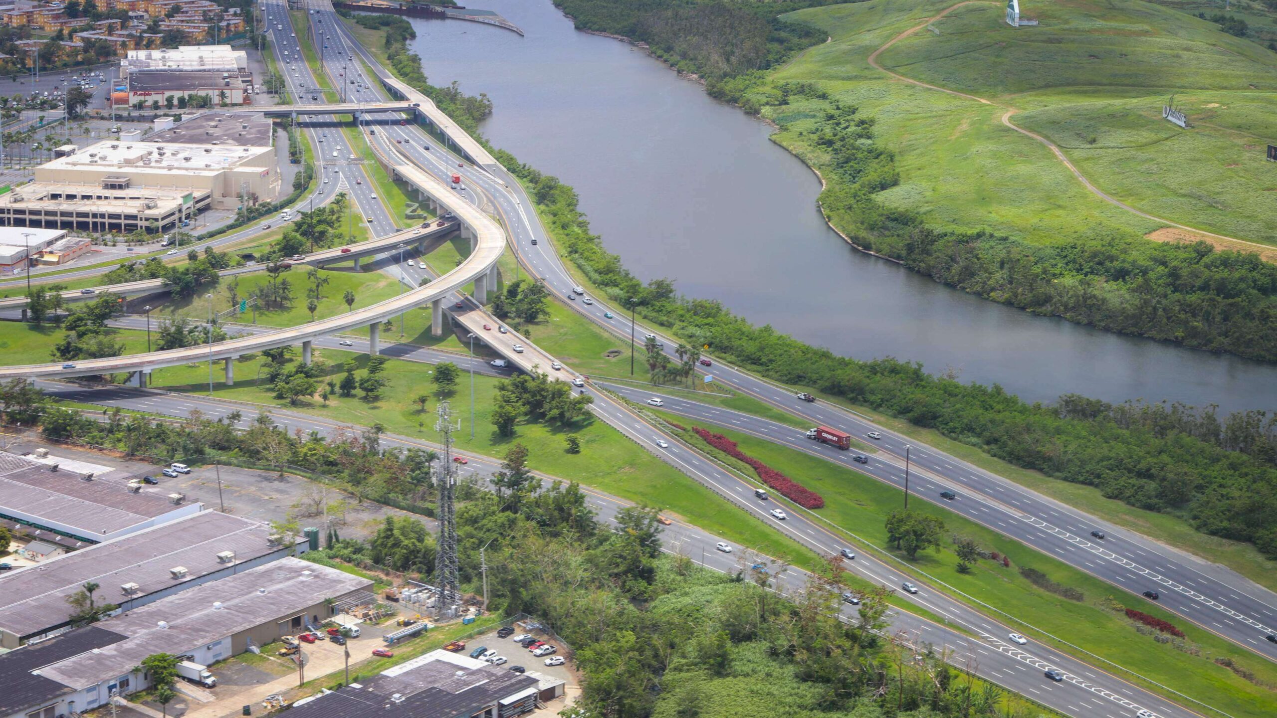 Comienza el aumento del tráfico mañanero